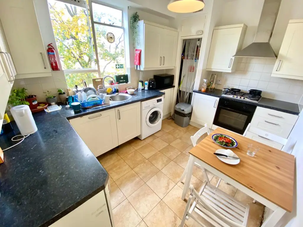 Double room in Warwick Ave / Paddington / Edgware Rd